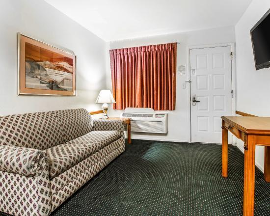 American Inn&Suites Mesa Bagian luar foto